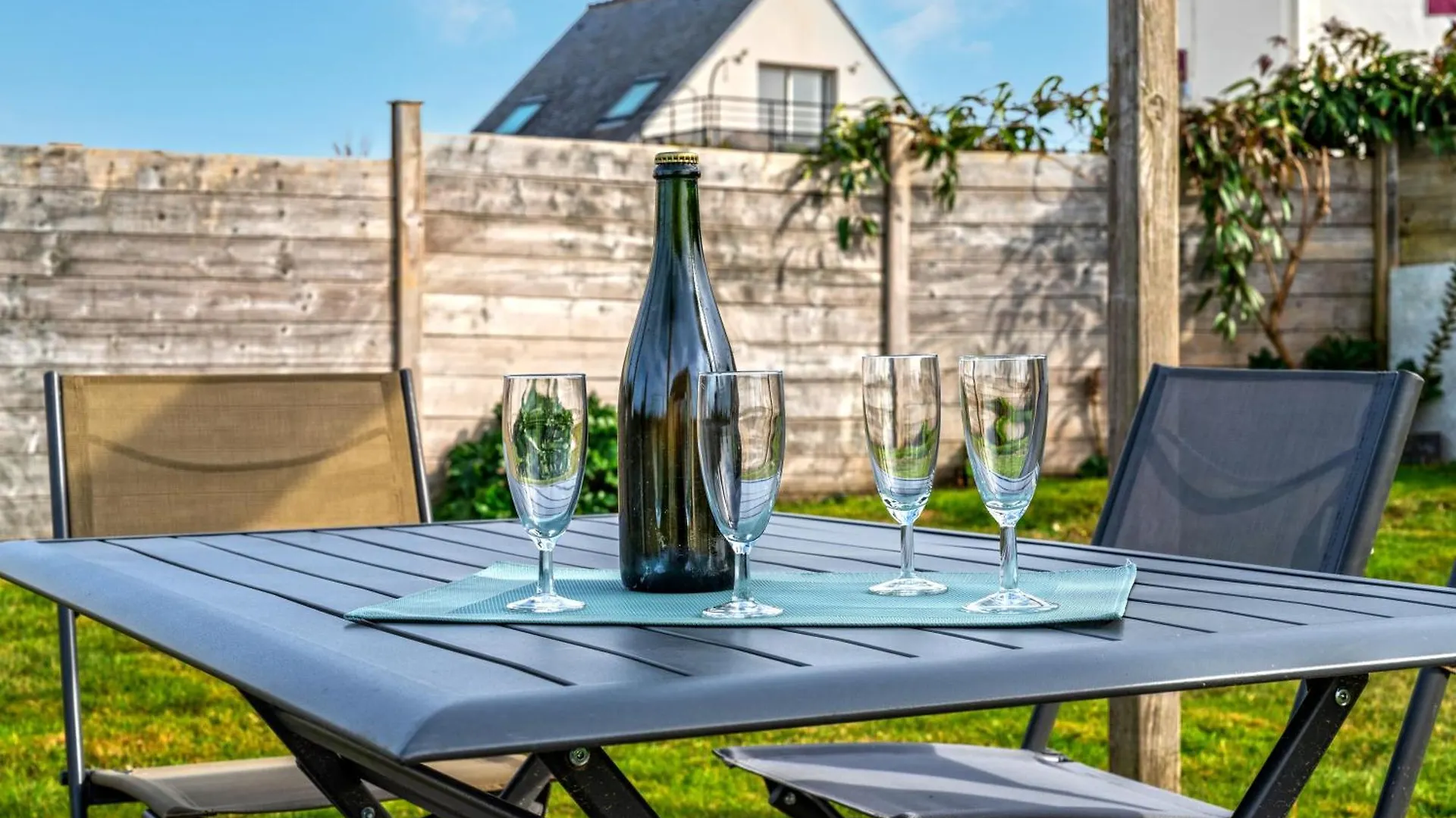 Holiday home Meuble De Tourisme Acanthe Camaret-sur-Mer