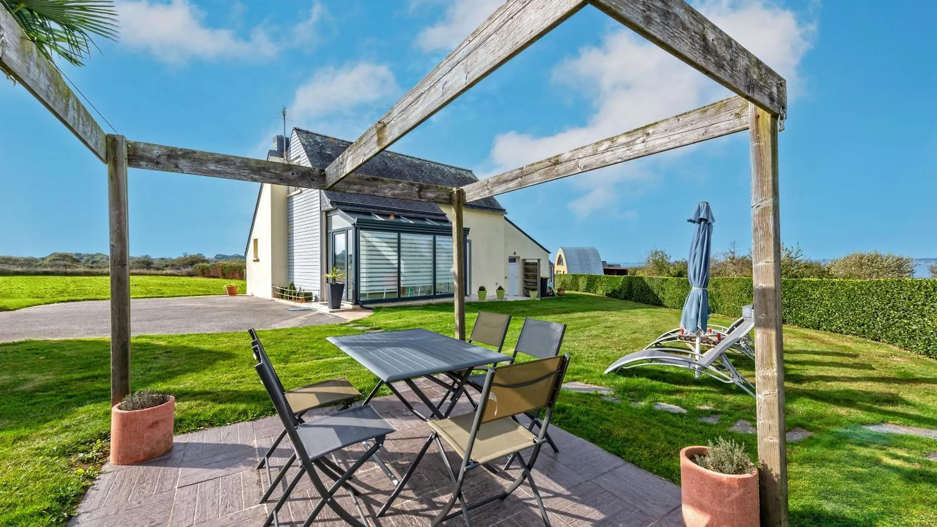 Meuble De Tourisme Acanthe Camaret-sur-Mer 0*,  France